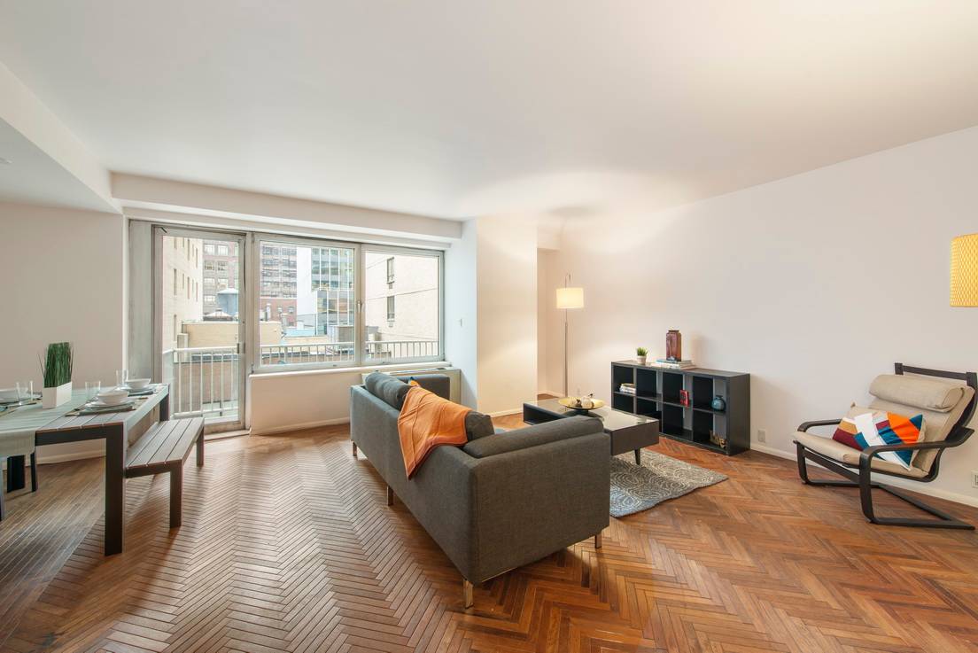Great Midtown Condo Investment Opportunity, Convertible 2bed!!!!!