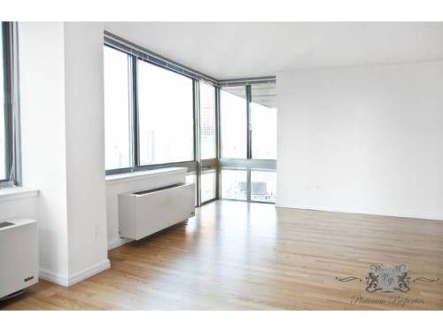 Vibrant & Chic Living Space | Midtown West | 1 Bedroom | Rental | Tall Ceilings and Oversized Windows