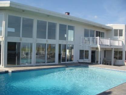 Oceanfront Beauty with Views of the Bay Westhampton Beach South