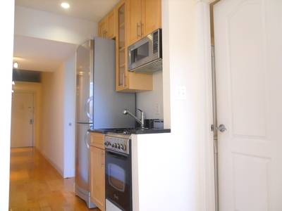 **GORGEOUS 2 BEDROOM ~ 2 BATH DUPLEX IN SOHO FOR RENT**TWO BALCONIES**EXPOSED BRICK**WASHER/DRYER**A STEAL!!**