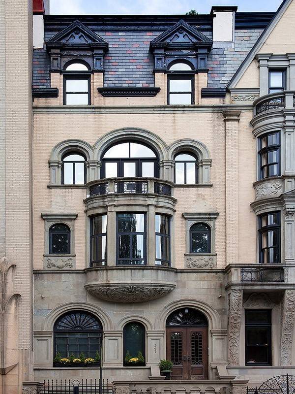 $ 25,000,000 Sale - 247 Central Park West Townhouse