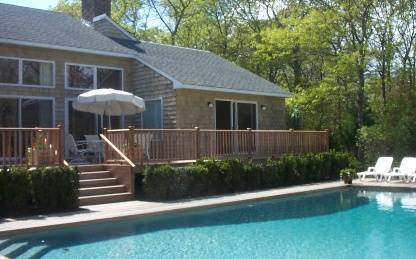Tennis and Pool Close to Bay Southampton North