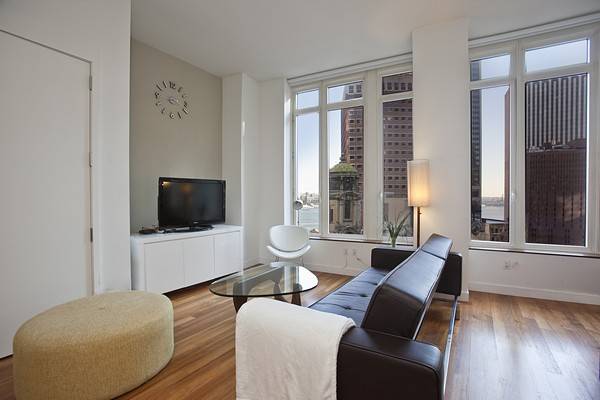 South facing  with high ceilings  Alcove Studio includes Washer/Dryer  and waterfront for rent in Financial District