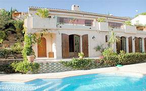 French Riviera - Cote D Azur - St Tropez - 4 BR Villa International