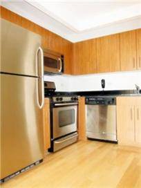 HIGH FLOOR Hi-Rise Luxury Studio with Terrace in FiDi!