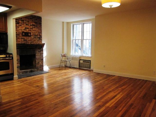 ADORABLE WEST 70'S ONE BEDROOM CONDO! LOADS OF CHARM! JUST OFF CENTRAL PARK WEST!