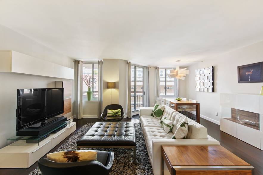 Stunning 2 Bedroom, 2 Bath Condo with Balcony at One Rector Park