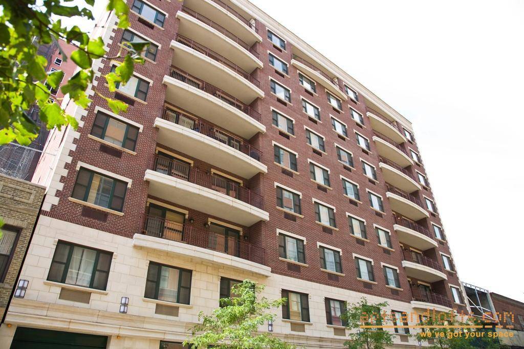 751sf 1bed w/balcony - East/South Facing - Queens Plaza Condo LIC