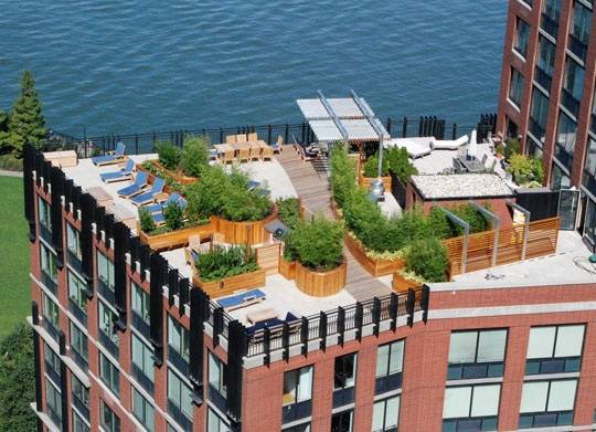 This Innovative One Bedroom is bright and spaciouos with generous River Views.  TriBeCa! 