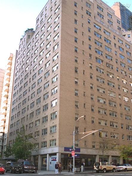 UPPER EAST SIDE. UES. EAST 56TH STREET. 2 BEDROOMS. DOORMAN BUILDING. FULL SERVICE LUXURY BUILDING.