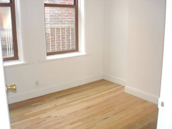 COZY & EXQUISITE 2BD IN WEST VILLAGE--HUDSON/W10--GREAT LOCATION