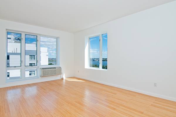 Sage House Condo - 1143sf Penthouse 2Bedroom/2Bath