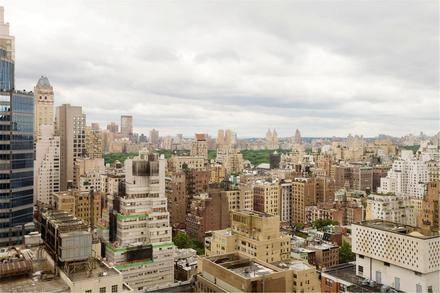 ABSOLUTELY GORGEOUS One Bedroom with Two Bathrooms - NO FEE!
