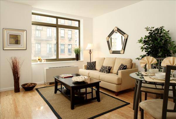 LUXURY WEST VILLAGE 1 BEDROOM PERFECT LOCATION!!!