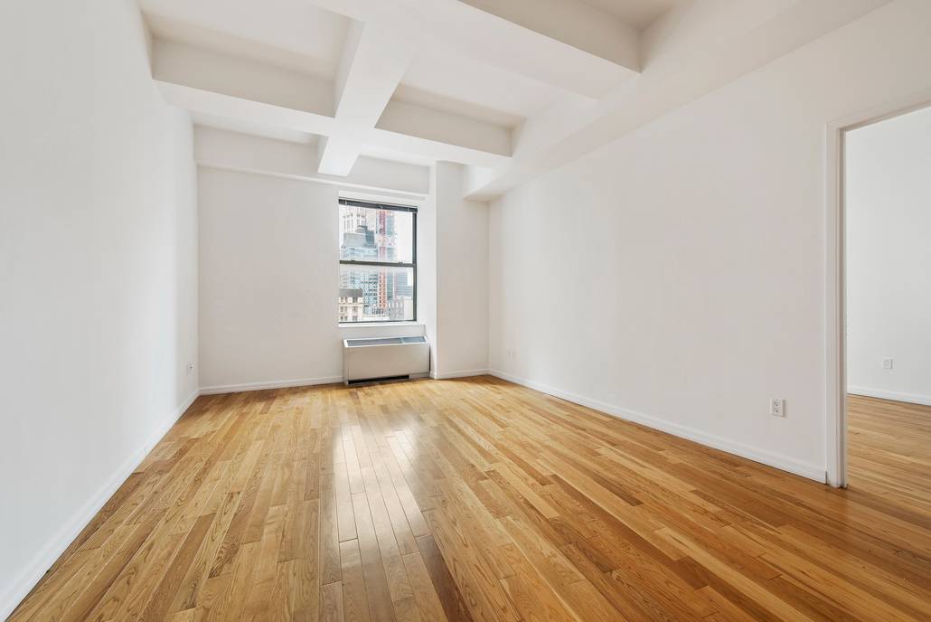 99 John Lofted 1 Bedroom with abundant closet space and light!