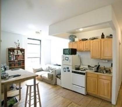 A GREAT SHARE!!--VERY BEAUTIFUL 3 BEDROOM***LES***ORCHARD/E.HOUSTON**
