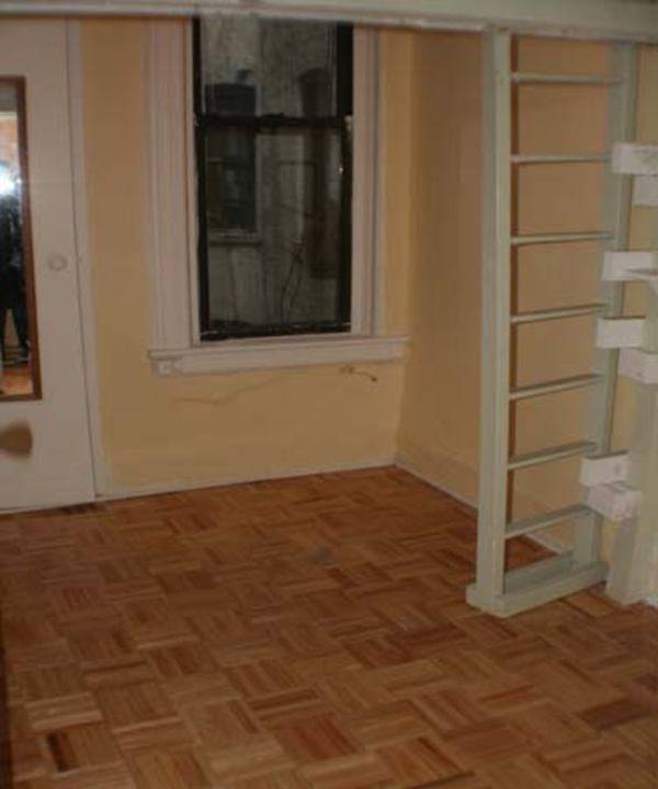Perfect for a share. Two-bed in the East Village.