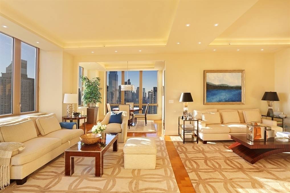 UPPER EASTSIDE, HOME 4 BEDS 3.5 BATH CONDO W/ VIEWS 