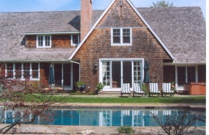 Hot Tub and  Community Tennis East Hampton Northwest  