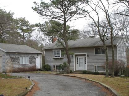 An Ideal Spot to Spend the Summer East Hampton North