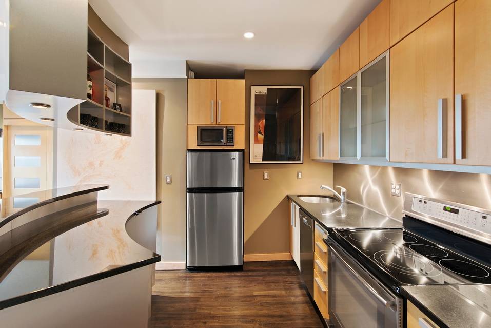 Modern & Bright Alcove Studio in Chelsea! 