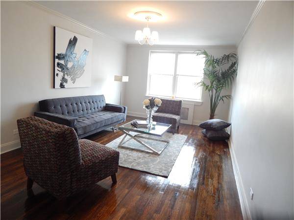 New Renovated Spacious 1 Bed Windsor Terrace/Kensington Area