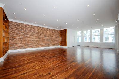 Stunning Luxury 3 Bed Room 2 Bath Loft