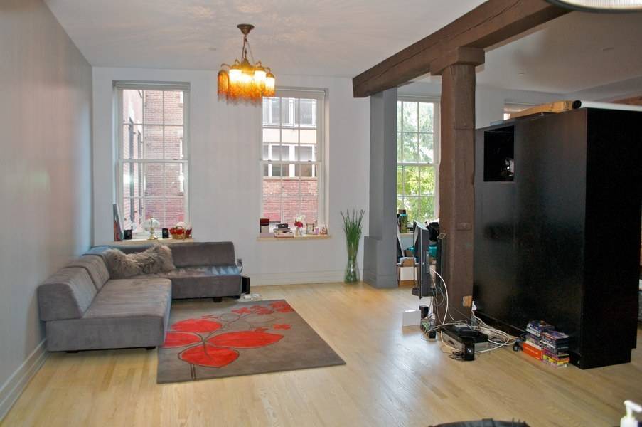 1500 square foot Light-Filled Loft in Dumbo - No Fee!!!
