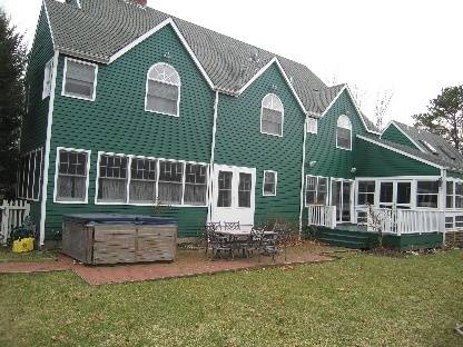 On 2 Acres with Tennis and Pool Water Mill North