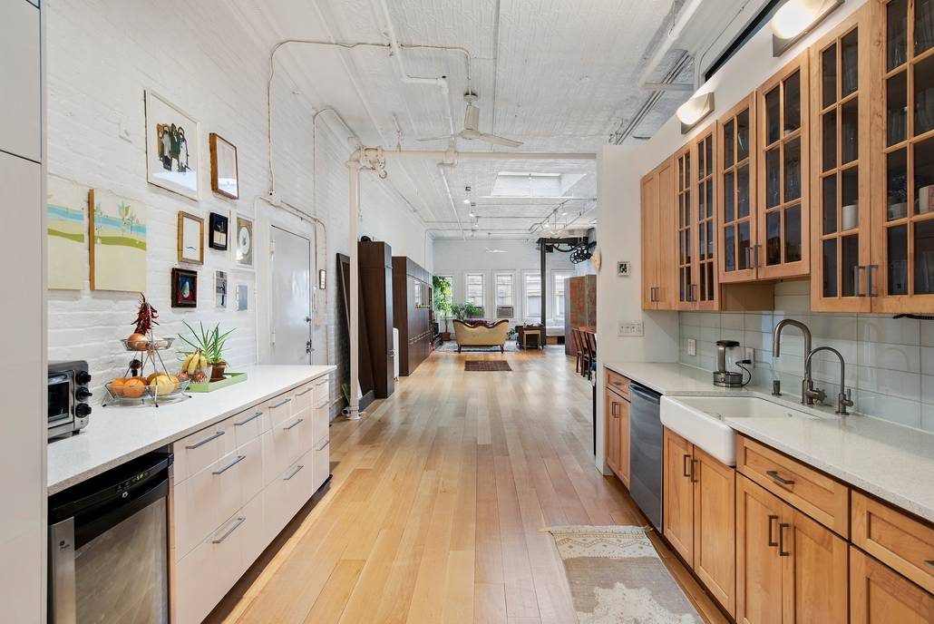 GRAND STREET LOFT