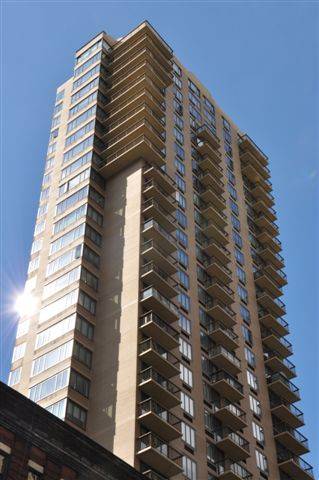 Beautiful 3 BR/3 Bath condo with Central Park & City views in Upper East Side