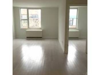 GREAT DOORMAN BLDG..ROOF DECK..GYM..LOUNGE..FLEX 3BDR, 2BATH...PRIME EAST VILLAGE LOCATION...
