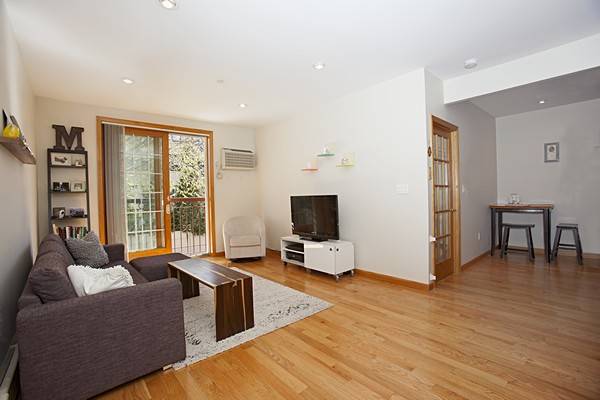 Beautiful Tree-Lined Condo 1 Bedroom on the Williamsburg/Greenpoint Border