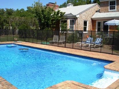 4 BEDROOM 2 BATH VILLAGE BEAUTY