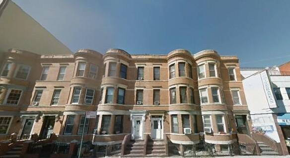 No Broker FEE....Astoria Four Bedroom, Steps From N & Q Train, Cafes, Shopping, Great Share Apartment.Big Square Footage..Incentives For Two Year Lease.