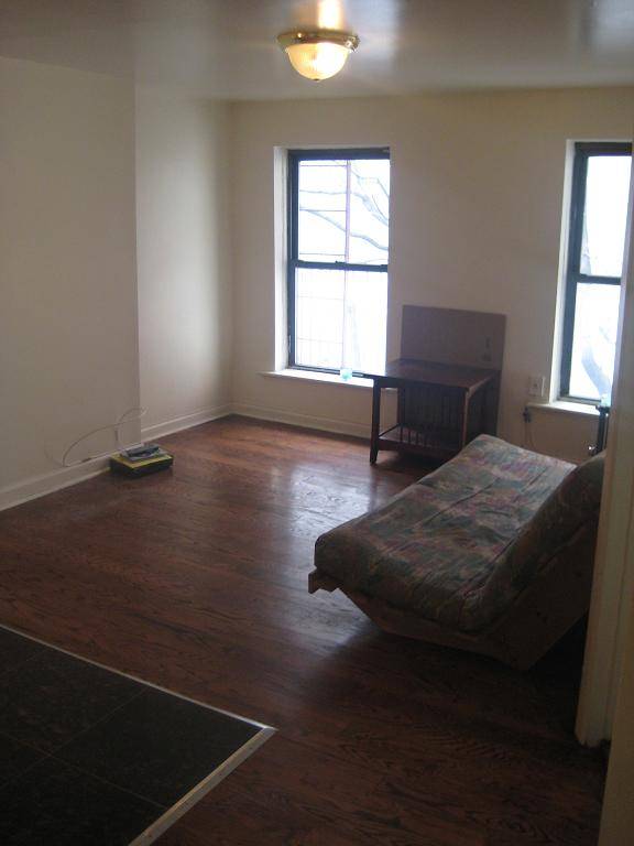 Large Sunny True 1 Bedroom / Prime Kips Bay Location / 2nd Ave & E30th Street!  
