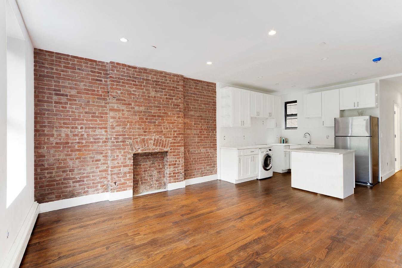 BRAND NEW 3 BEDROOM | 2 BATHROOM | W/D | PARK VIEWS | MORNINGSIDE PARK | NO FEE