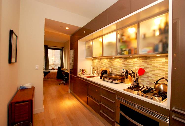 SHORT TERM RENTAL in heart of Financial District! 