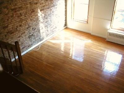 STUNNING SUNNY STUDIO DUPLEX AMAZING LAYOUT FEELS LIKE 1BR!! EXPO BRICKS HI CEILINGS PRIME WV