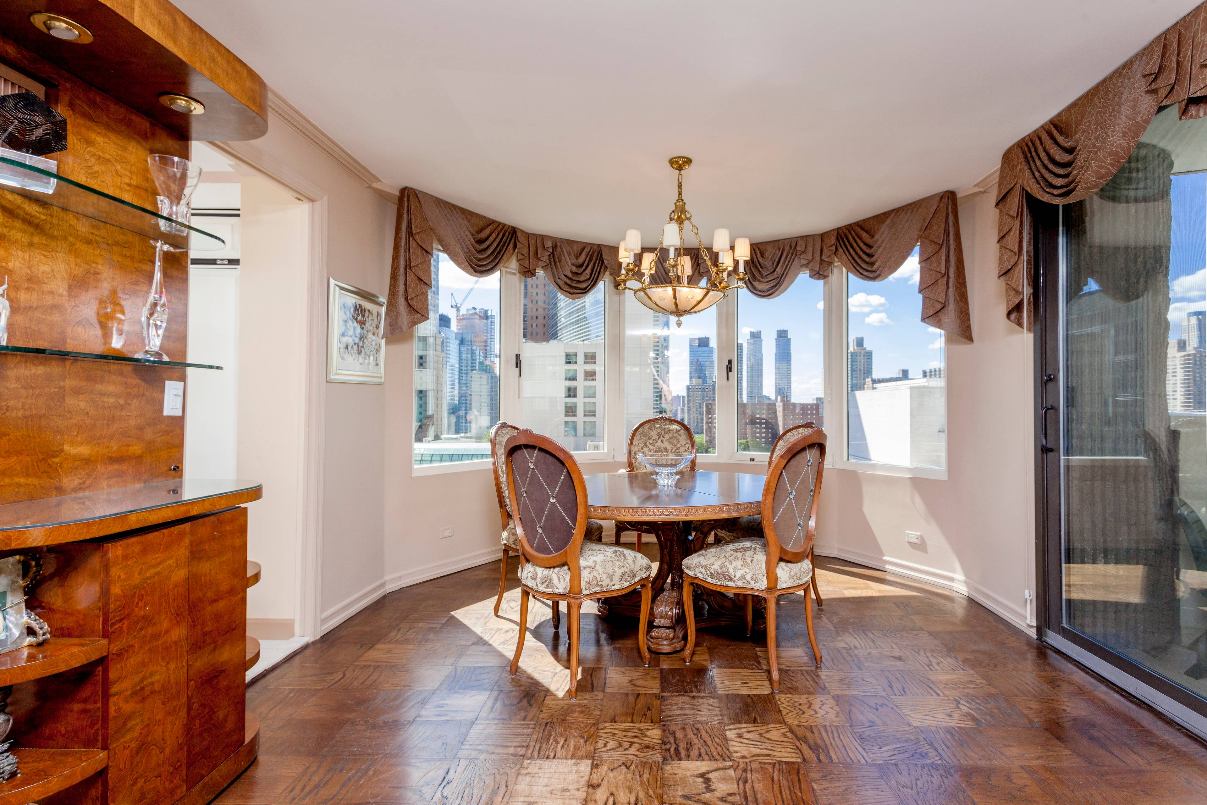 Loft like 2 Bed 2.5 bath with balcony