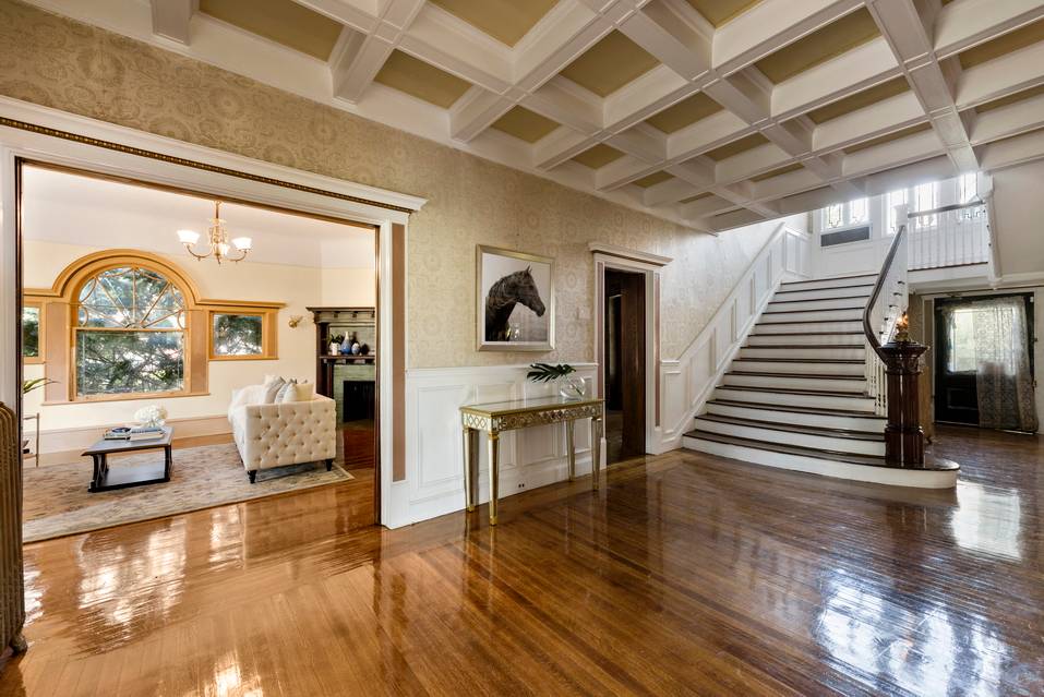ONCE IN A LIFETIME--TROPHY MANSION IN BROOKLYN