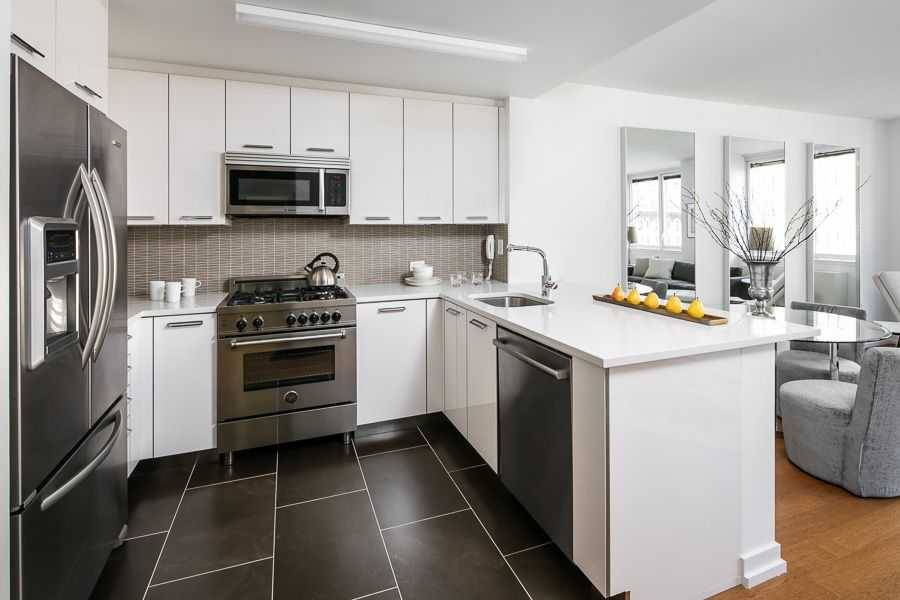 No Broker Fee. Upper West Side. Luxury Building. Oen Bedroom. Roof deck. Steps to Express Subways.