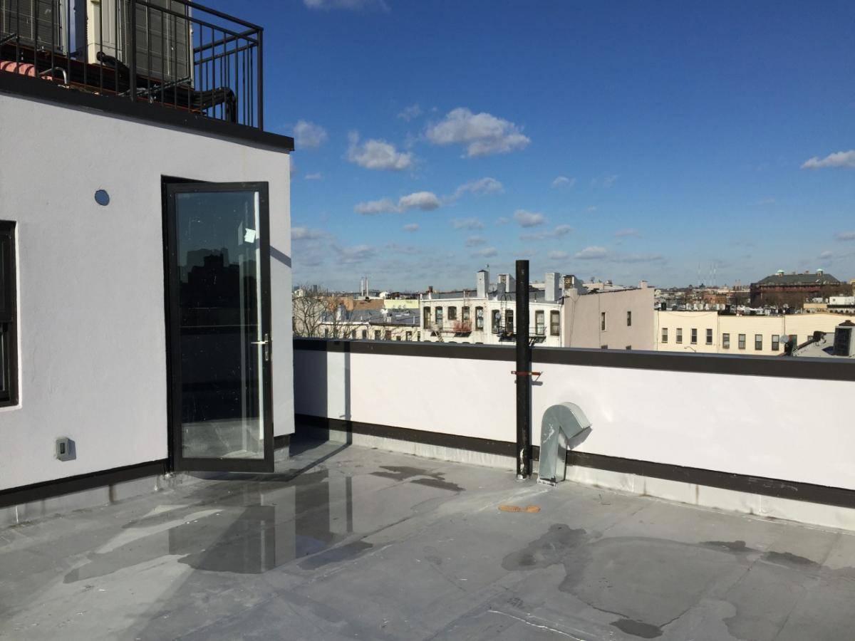 Beautiful Bushwick NO FEE 2 Bedroom 2 Blocks to Central Ave JM