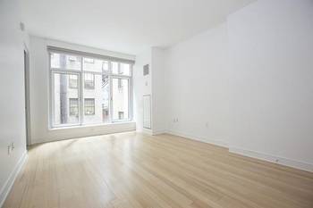 LARGEONE BED~TOTAL LUXURY BUILDING ~STATE OF THE ART APPLIANCES~SWIMMING POOL~GYM~LOCATION GARAGE