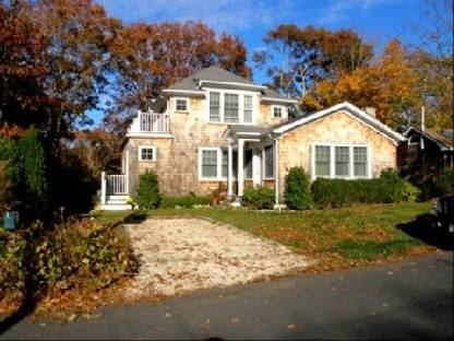 IN MAIDSTONE PARK-A HOME WITH FINE BONES AND A GREAT LOCATION