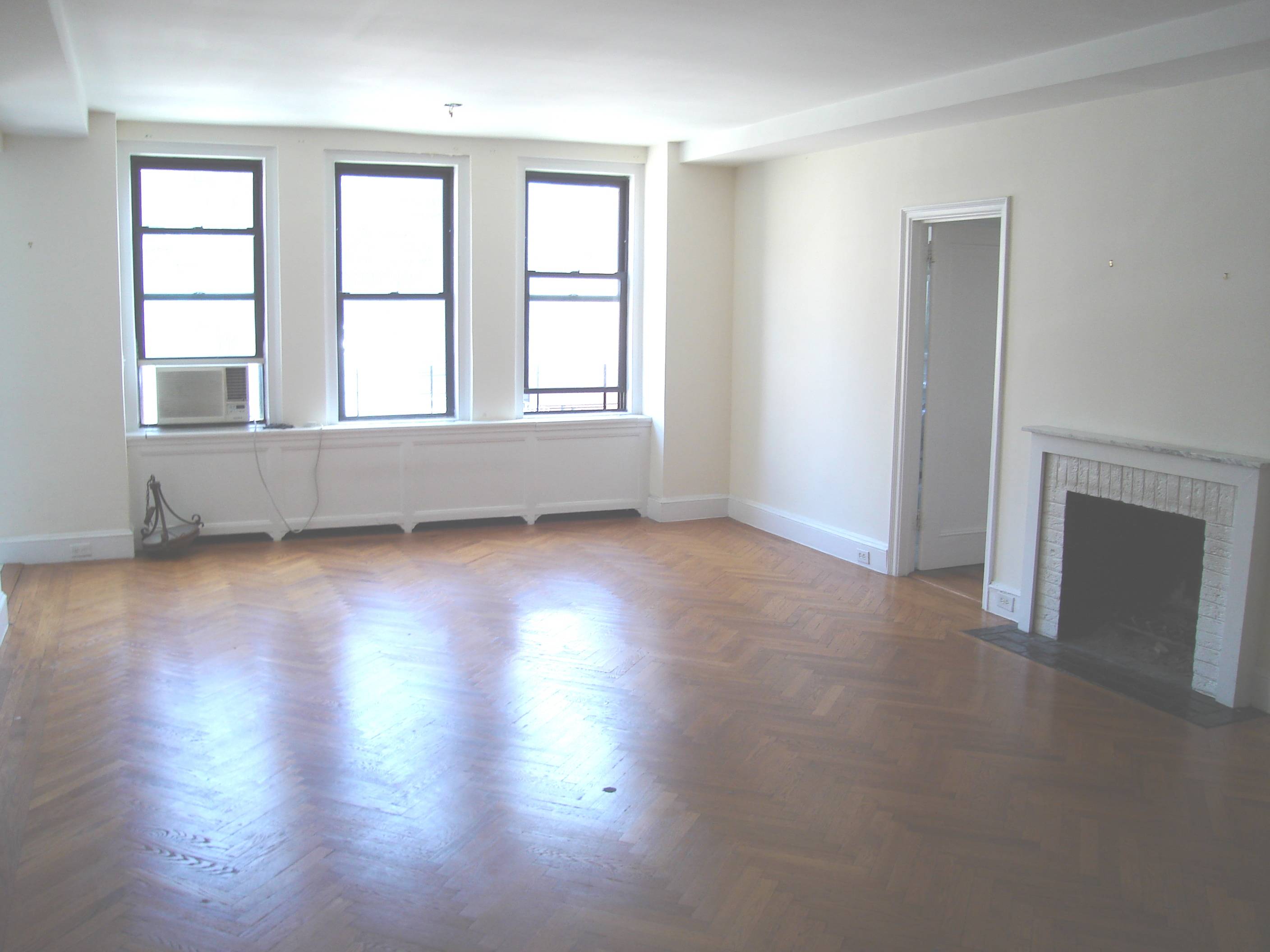 TWO BEDROOM in MURRAY HILL