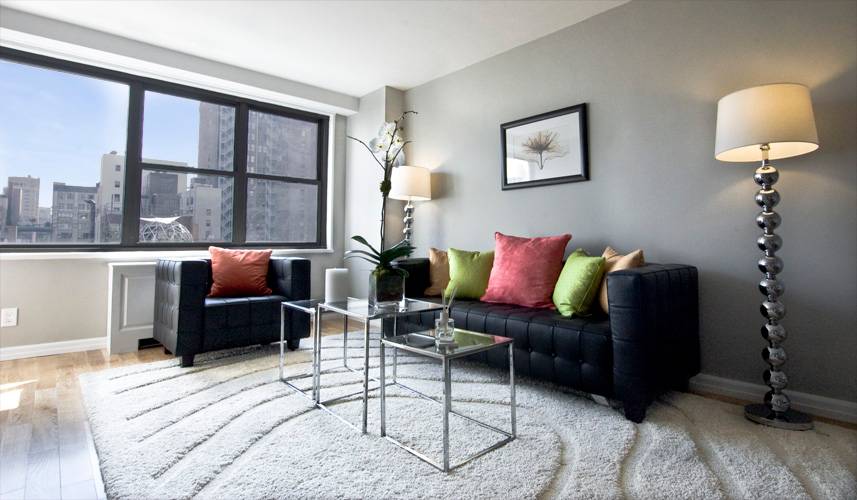 RENVATED SUNDRENCHED ONE BEDROOM WITH SOUTHERN VIEW WITH NO BOARD APPROVAL FOR RENT