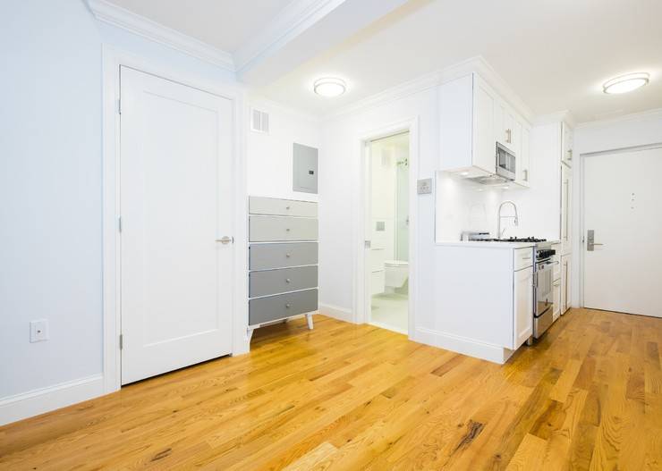 *E 22 St.**Two Bedroom 1 bath**l,** Full Time Doorman