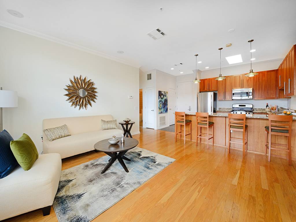 Luxury Living | Stylish Upper Grand |2 BR, 2 BA | Hoboken, NJ