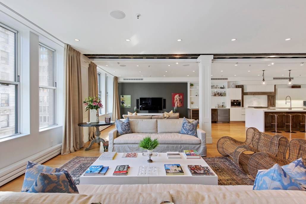 Sophisticated Loft In Prime TriBeCa